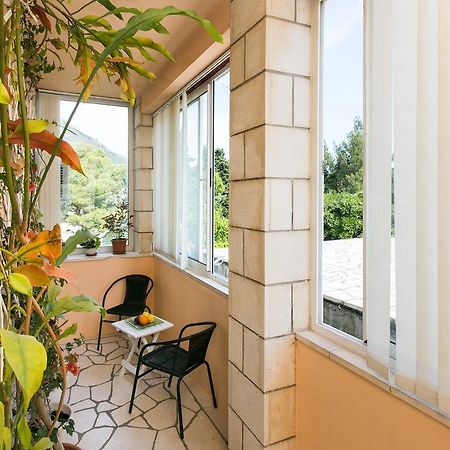 Yellow Room Guesthouse Dubrovnik Rum bild