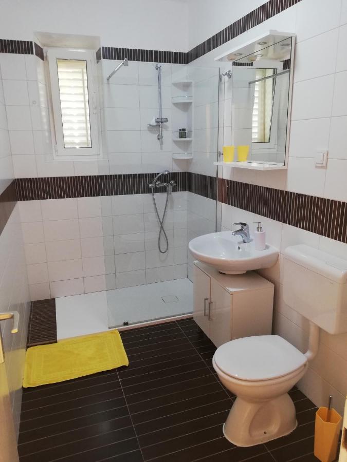 Yellow Room Guesthouse Dubrovnik Exteriör bild
